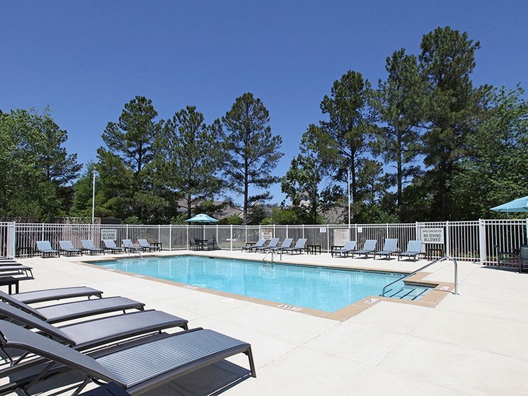 pool at Wildewood South Apartments